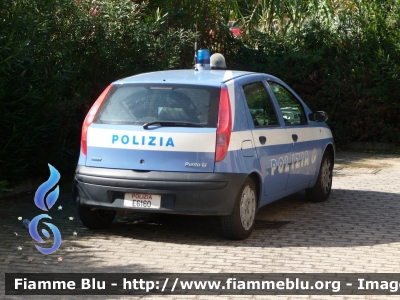 Fiat Punto II serie
Polizia di Stato
POLIZIA E6160
Parole chiave: Fiat Punto_IIserie POLIZIAE6160
