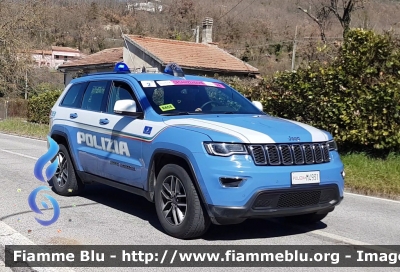 Jeep Grand Cherokee
Polizia di Stato
Polizia Stradale
POLIZIA M4931
In Scorta alla Tirreno Adriatico 2022
Parole chiave: Jeep Grand_Cherokee POLIZIAM4931 TirrenoAdriatico2022