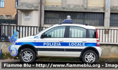 Fiat Nuova Panda 4x4 Climbing I serie
Polizia Municipale
Comune di Magliano Sabina (RI)
Parole chiave: Fiat Nuova_Panda_4x4_Climbing_Iserie
