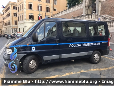Fiat Ducato III serie
Polizia Penitenziaria
Minibus da 9 Posti per il Trasporto del Personale
POLIZIA PENITENZIARIA 475 AD
Parole chiave: Fiat Ducato_IIIserie  POLIZIAPENITENZIARIA475AD