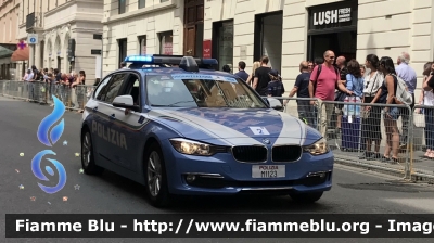 Bmw 318 Touring F31 restyle
Polizia di Stato
Polizia Stradale
POLIZIA M1123
Auto 2
In scorta al Giro d'Italia 2018
Parole chiave: Bmw 318_Touring_F31restyle POLIZIAM1223