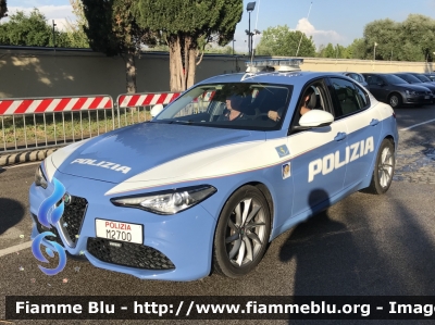 Alfa Romeo Nuova Giulia Q4
Polizia di Stato
Polizia Stradale
POLIZIA M2700
Parole chiave: Alfa-Romeo Nuova_Giulia_Q4 POLIZIAM2700