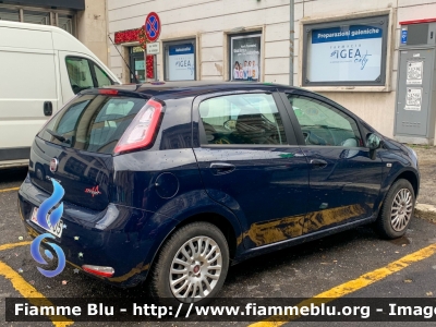 Fiat Punto Street
Carabinieri
Comando Carabinieri Banca d'Italia
CC DI 705 
Parole chiave: Fiat / / / Punto_Street CCDI705