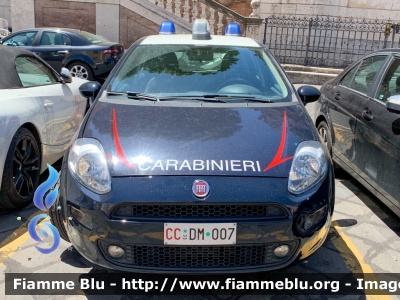 Fiat Punto VI serie
Carabinieri
CC DM 007
Parole chiave: Fiat Punto_VIserie CCDM007