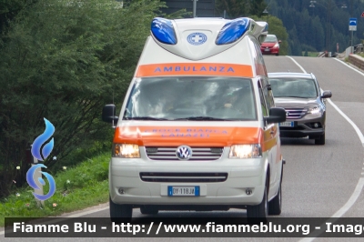 Volkswagen Transporter T5 restyle 4Motion
Croce Bianca Canazei (TN)
Allestimento Ambulanz Mobile
118 Trentino Emergenza
Parole chiave: Volkswagen Transporter_T5_restyle_4Motion