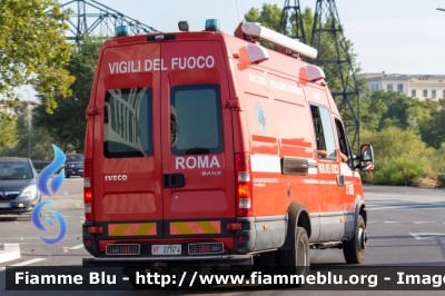 Iveco Daily V serie
Vigili del Fuoco
Comando Provinciale di Roma
Nucleo Sommozzatori
Allestimento Elevox
VF 27074

Parole chiave: Iveco Daily_Vserie VF27074
