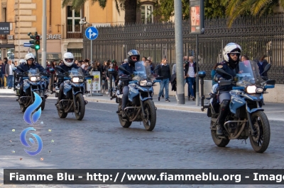 BMW F 700 GS
Polizia di Stato
Squadra Volante
Questura di Roma
POLIZIA G2483
POLIZIA G2487
Parole chiave: BMW / F_700_GS / POLIZIAG2487