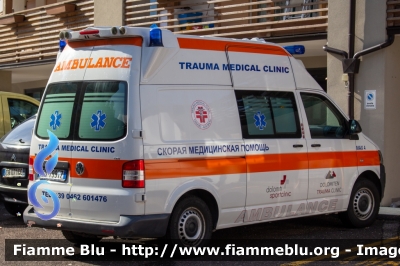 Volkswagen Transporter T5 restyle
Trauma Medical Clinic Canazei (TN)

Parole chiave: Volkswagen / Transporter_T5_restyle / Ambulanza