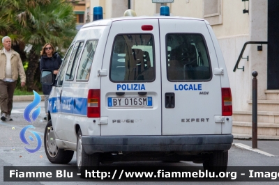 Peugeot Expert II serie
Polizia Locale
Comune di Civitavecchia (RM)
Parole chiave: Peugeot Expert_IIserie