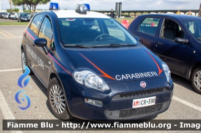 Fiat Punto VI serie
Carabinieri
Polizia Militare presso Aeronautica Militare
Pratica di Mare
AM CR 398
Parole chiave: Fiat Punto_VIserie AMCR398