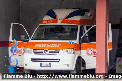 Volkswagen Transporter T5 restyle
Croce Bianca Bolzano
Sezione di Cortina d'Ampezzo (BL)
Allestita Ambulanz Mobile - Hornis Blue
WK 072
PC ZS 0L9
Parole chiave: Volkswagen Transporter_T5_restyle PCZS0L9