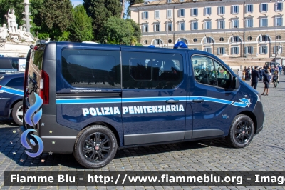 Fiat Nuovo Talento
Polizia Penitenziaria
Veicolo per Traduzione Detenuti
POLIZIA PENITENZIARIA P 003
Parole chiave: Fiat Nuovo_Talento POLIZIAPENITENZIARIAP003