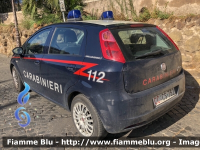 Fiat Grande Punto
Carabinieri
CC CS 732
Parole chiave: Fiat Grande_Punto CCCS732