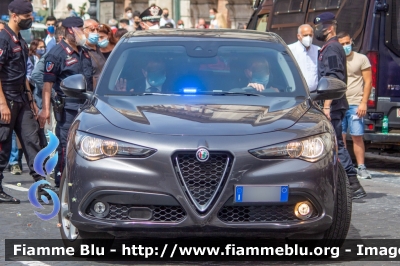 Alfa Romeo Stelvio
Vettura utilizzata nelle Scorte
Allestimento Repetti
Parole chiave: Alfa-Romeo Stelvio