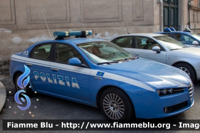 Alfa Romeo 159
Polizia di Stato
Polizia Stradale
POLIZIA F7308
Parole chiave: Alfa-Romeo 159 POLIZIAF7308