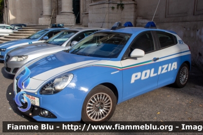 Alfa Romeo Nuova Giulietta restyle
Polizia di Stato
Allestimento NCT Nuova Carrozzeria Torinese
Decorazione Grafica Artlantis
POLIZIA M2233
- seconda fornitura -
Parole chiave: Alfa-Romeo Nuova_Giulietta_restyle POLIZIAM2233