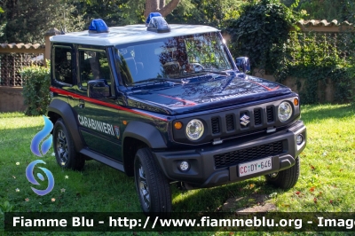 Carabinieri
Comando Carabinieri Unità per la tutela Forestale, Ambientale e Agroalimentare
Allestimento Focaccia
Decorazione Grafica Artlantis
CC DY 646
