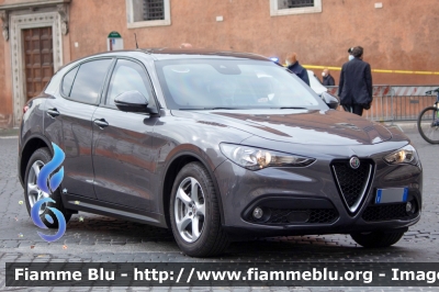 Alfa Romeo Stelvio
Vettura utilizzata nelle Scorte
Parole chiave: Alfa-Romeo / Stelvio