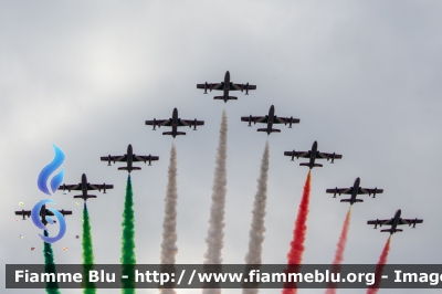 Aermacchi MB339PAN
Aeronautica Militare Italiana
313° Gruppo Addestramento Acrobatico
Stagione esibizioni 2020
Giornata dell'Unità Nazionale e delle Forze Armate
Parole chiave: Aermacchi MB339PAN
