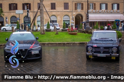 Alfa Romeo Giulia Super 1.6
Carabinieri
Autovettura storica
CC VS 140
Parole chiave: Alfa-Romeo Giulia_Super_1.6