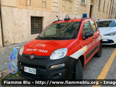 Fiat Nuova Panda 4x4 II serie
Vigili del Fuoco
Comando Provinciale di Roma
Polizia Giudiziaria
VF 30430
Parole chiave: Fiat / / / / / / / Nuova_Panda_4x4_IIserie / / / VF30430