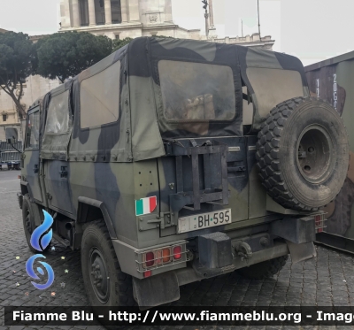 Iveco VM90
Esercito Italiano
EI BH 595
Parole chiave: Iveco VM90 EIBH595