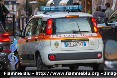 Fiat Nuova Panda II serie
ASL Roma A
Emergenza sangue 
Parole chiave: Fiat Nuova_Panda_IIserie