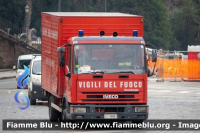 Iveco EuroCargo 60E14 I serie
Vigili del Fuoco
Comando Provinciale di Roma
Polisoccorso-Carro Sollevamenti
VF 19951
Parole chiave: Iveco / EuroCargo_60E14_Iserie / VF19951