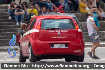 Fiat Punto VI serie
Vigili del Fuoco
Comando Provinciale di Roma
VF 29260
Parole chiave: Fiat Punto_VIserie VF29260
