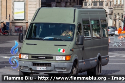 Iveco Daily III serie
Esercito Italiano
EI BG 996
Parole chiave: Iveco / Daily_IIIserie / EIBG996
