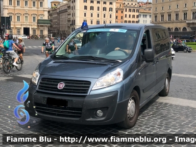 Fiat Scudo IV serie
Polizia di Stato
Polizia Stradale
in scorta al Giro d'Italia 2018
Parole chiave: Fiat Scudo_IVserie