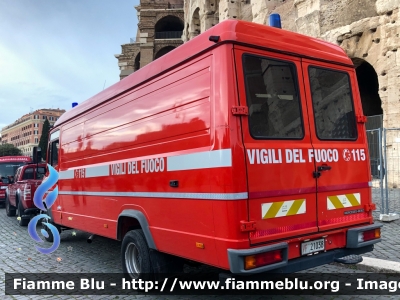 Mercedes-Benz Vario 612D
Vigili del Fuoco
SCA - Scuole Centrali Antincendio
di Roma Capannelle
VF 21038
Parole chiave: Mercedes-Benz Vario_612D VF21038