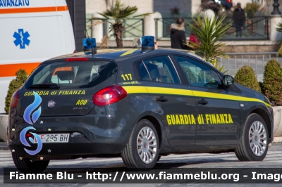 Fiat Nuova Bravo
Guardia di Finanza
GdiF 295 BH
Parole chiave: Fiat Nuova_Bravo GdiF295BH