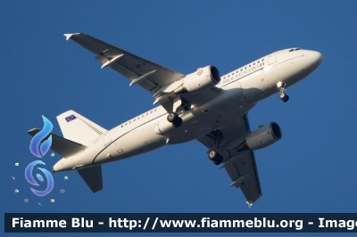 Airbus A319CJ
Aereonautica Militare Italiana
31° Stormo
MM 62243

Parole chiave: Airbus / / / A319CJ / / / MM62243