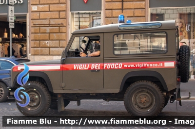 Land Rover Defender 90
Vigili del Fuoco
Comando Provinciale di Roma
Ex Corpo Forestale dello Stato
VF 28077
Parole chiave: Land-Rover Defender_90 VF28077