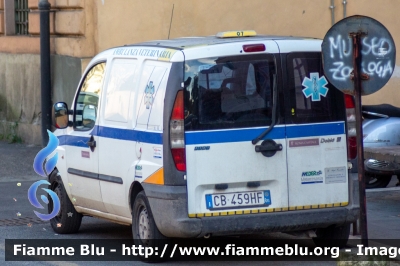 Fiat Doblo' II serie
Comune di Roma Ambulanza Veterinaria
Parole chiave: Fiat Doblo&#039;_IIserie