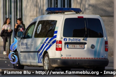 Volkswagen Caddy III serie
Koninkrijk België - Royaume de Belgique - Königreich Belgien - Belgio
Police Locale Bruxelles UCCLE W-B Auderghem
Brigade Canine - Cinofili
Parole chiave: Volkswagen Caddy_IIIserie