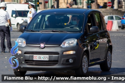 Fiat Nuova Panda II serie
Carabinieri
CC DL 275
Parole chiave: Fiat / Nuova_Panda_IIserie / CCDL275