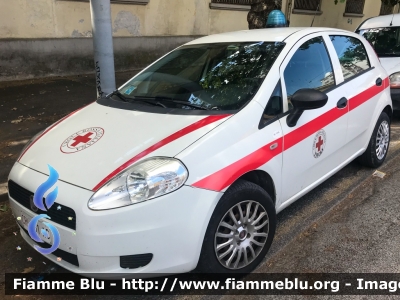 Fiat Grande Punto
Croce Rossa Italiana
Comitato di Tivoli (RM)
Allestimento Innova
CRI 351 AC
Parole chiave: Fiat Grande_Punto CRI351AC