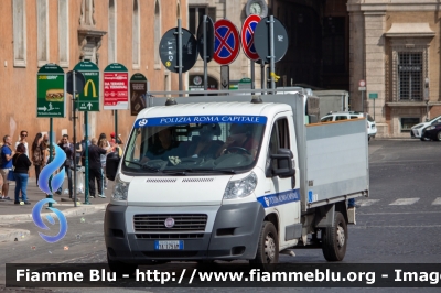 Fiat Ducato X250
Polizia Roma Capitale
trasporto segnali stradali
POLIZIA LOCALE YA 179 AM
Parole chiave: Fiat Ducato_X250 POLIZIALOCALEYA179AM