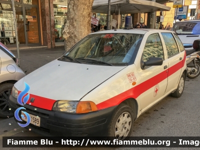 Fiat Punto I serie
Croce Rossa Italiana
Comitato Locale di Frosinone
CRI A1589 
Parole chiave: Fiat Punto_Iserie CRIA1589