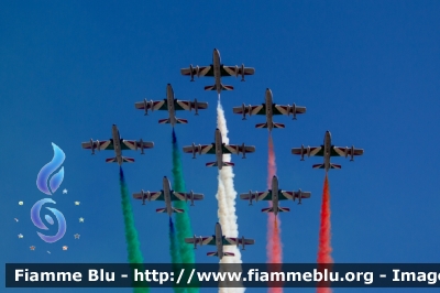 Aermacchi MB339PAN
Aeronautica Militare Italiana
313° Gruppo Addestramento Acrobatico
Stagione esibizioni 2020
Festa della Repubblica 2020
Parole chiave: Aermacchi MB339PAN Festa_della_Repubblica_2020
