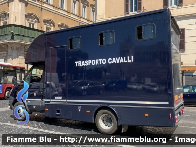 Iveco Daily V serie
Carabinieri
Corazzieri
Trasporto Cavalli
Allestimento Saraggi
CC DG 493
Parole chiave: Iveco Daily_Vserie CCDG493