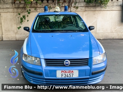Fiat Stilo II Serie
Polizia di Stato
I Reparto Mobile Roma
POLIZIA F3457
Parole chiave: Fiat Stilo_IISerie POLIZIAF3757