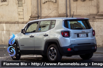 Jeep Renegade
Vigili del Fuoco
Comando Provinciale di Roma
VF 27900
Parole chiave: Jeep Renegade VF27900
