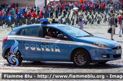Fiat Nuova Bravo
Polizia di Stato
Squadra Volante
Polizia H3669
Parole chiave: Fiat Nuova_Bravo POLIZIAH3669