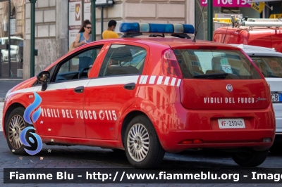 Fiat Grande Punto
Vigili del Fuoco
Comando Provinciale di Roma
VF 25040
Parole chiave: Fiat Grande_Punto VF25040