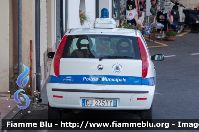 Fiat Punto III Serie
Polizia Municipale 
Comune di Savoca (ME)
Parole chiave: Fiat Punto_IIISerie