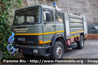 Iveco 180-26
Corpo forestale Regione Sicilia
Servizio Antincendio Boschivo
AutoBottePompa allestimento Baribbi
Parole chiave: Iveco 180-26