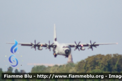 Lockheed C-130J Hercules
Aeronautica Militare Italiana
46° Brigata Aerea
46-51
Parole chiave: Lockheed C-130J_Hercules 46-51